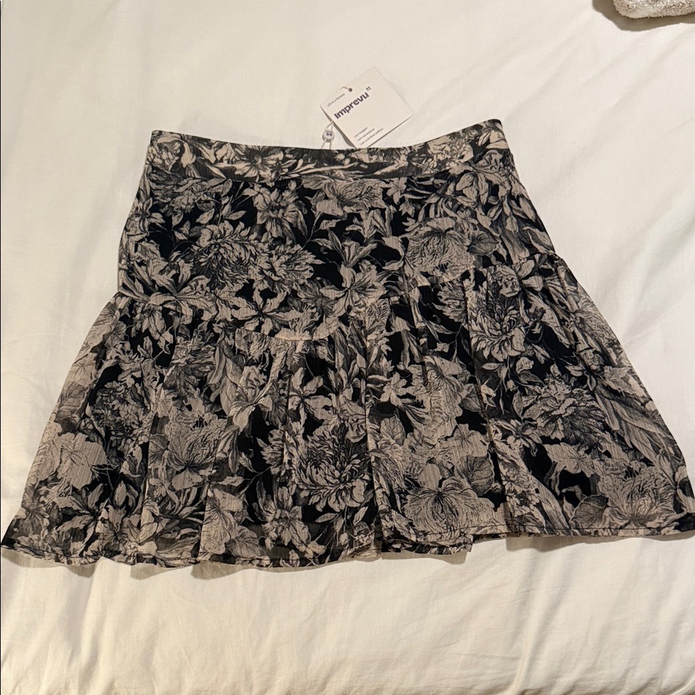 Imprevu Black and Cream Floral Mini Skirt